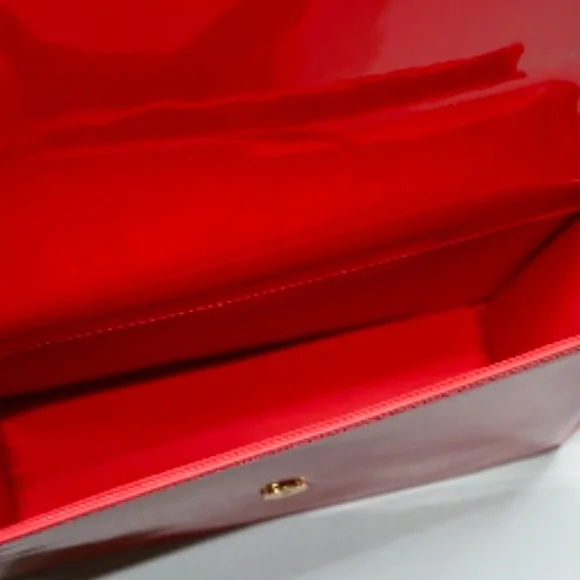 Christian Louboutin Red Patent Clutch with Chain Strap - Picture 5 of 10